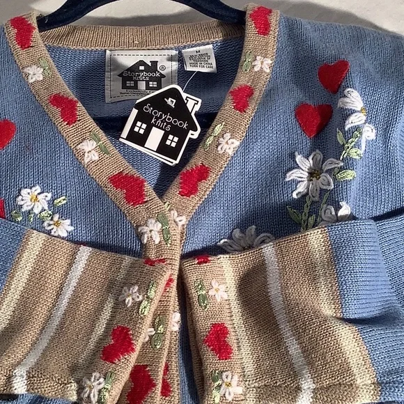 Storybook knit, titled “My Sweetheart” - Picture 9 of 12